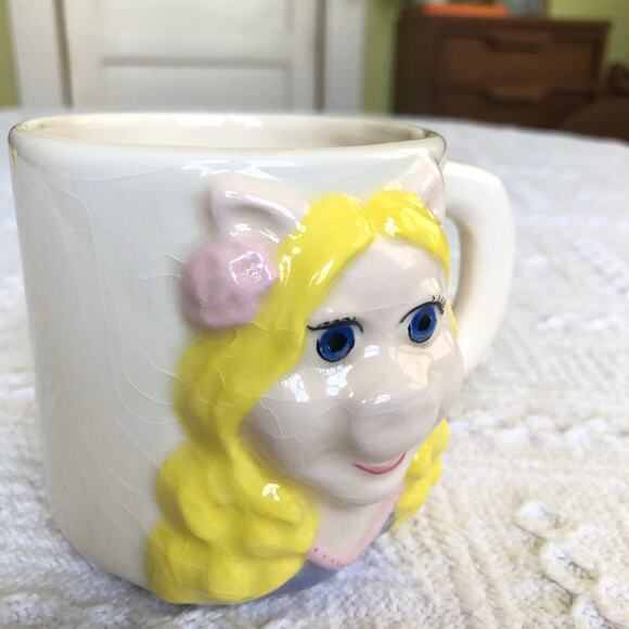 Vintage 70s Miss Piggy 3D Coffee Mug Cup 3" Ceramic Jim Henson Muppets Retro - Picture 2 of 10